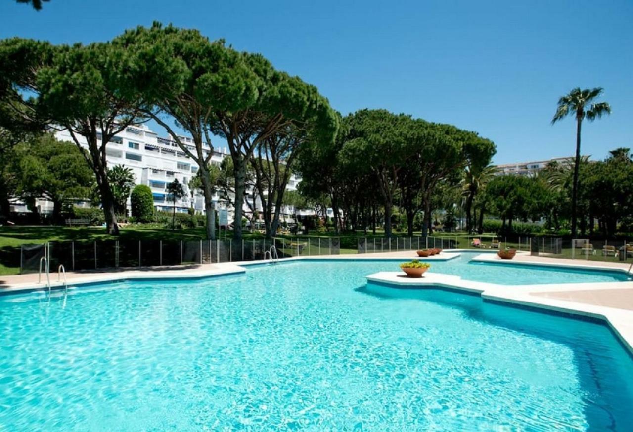 Beachfront Luxury Residence, Playas Del Duque, Puerto Banus, Marbella Exterior foto